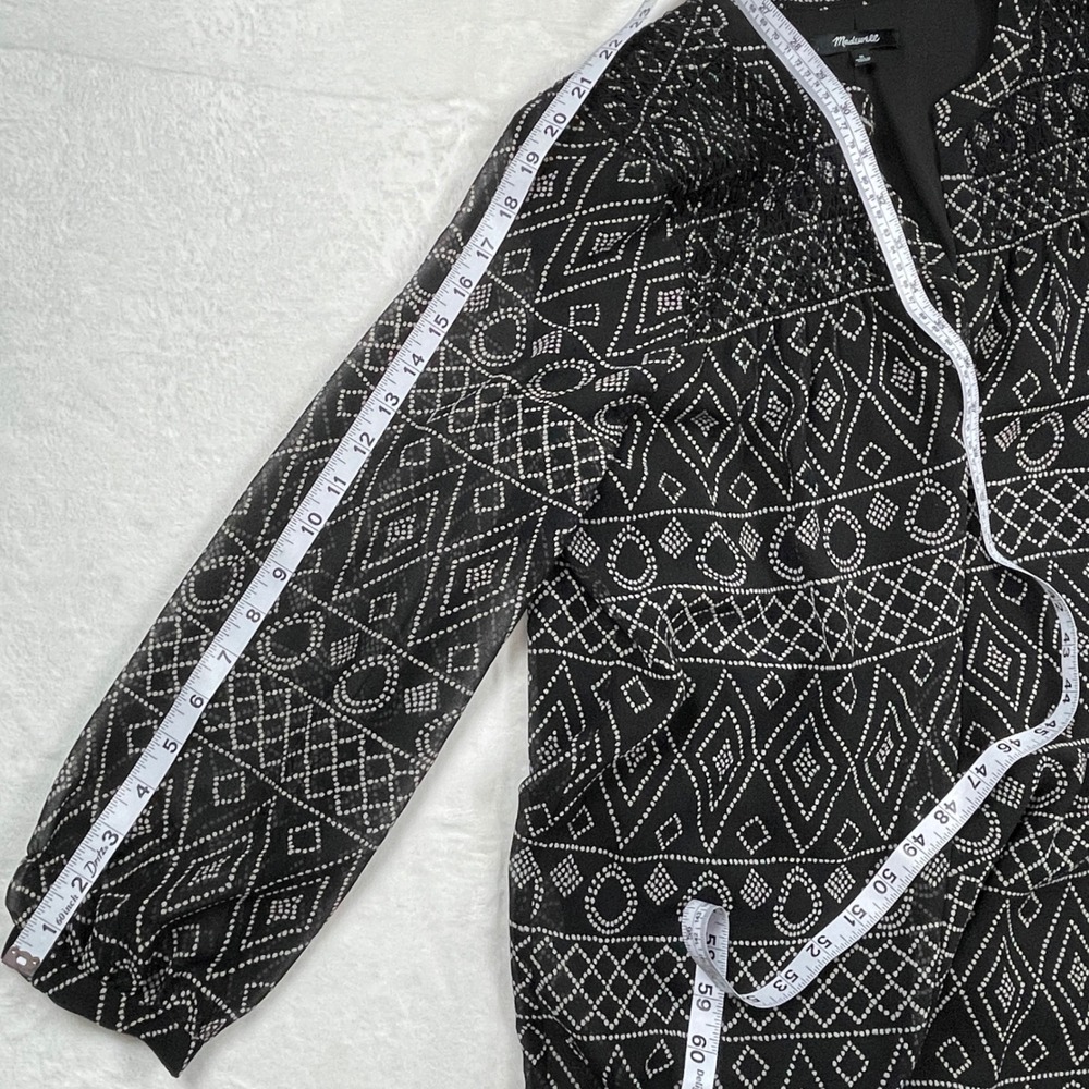 Madewell Black White Geometric Smocked V-Neck Shift Dress Size Medium Smocking - Picture 8 of 9